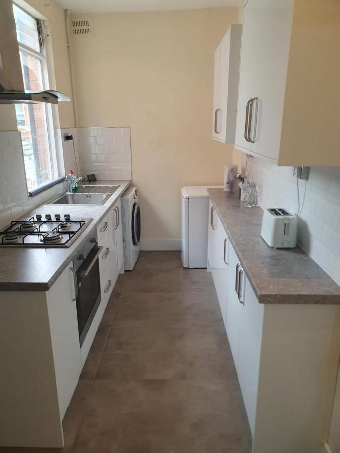 2 Bedroom House - Hopefield Road Leicester Esterno foto